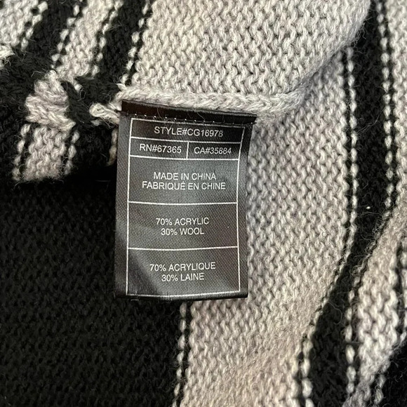 Cupcakes and Cashmere | Toro Kimono Oversized Wool Blend Stripe Open - Picture 5 of 6